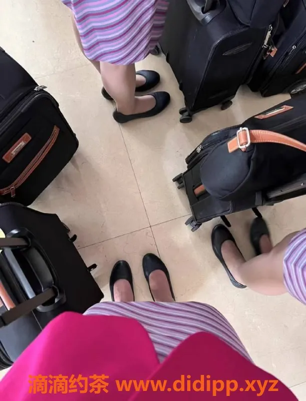 赣州楼凤-24岁空姐苏，171身高，98斤来一场激情体验