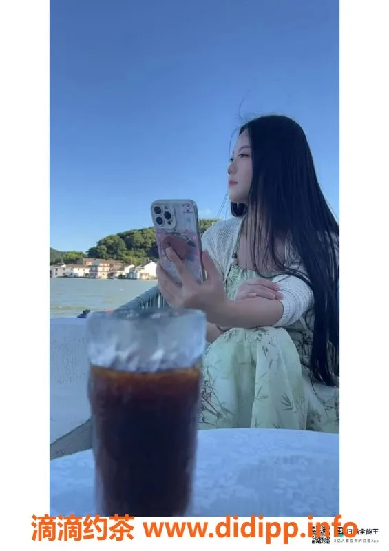 赣州楼凤-小野猫：163cm肤白貌美，享受全套服务只需700元