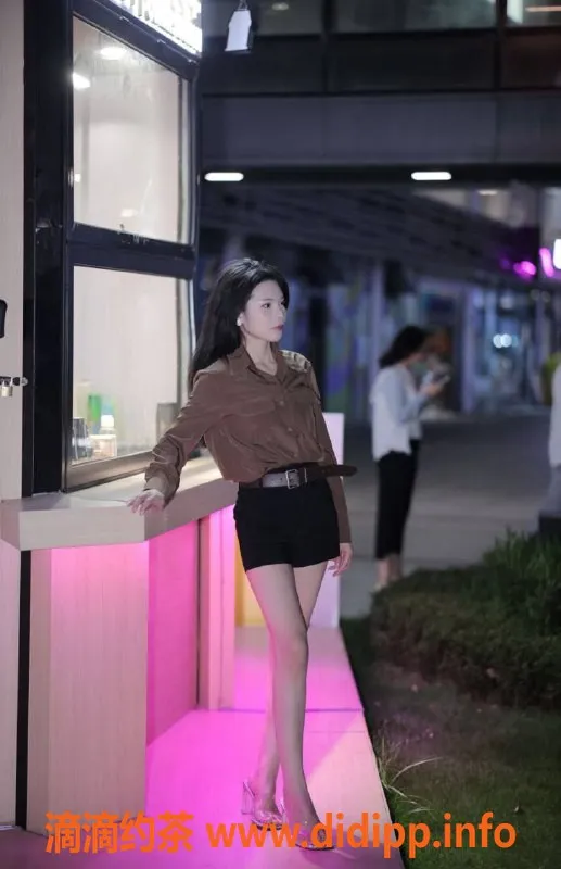 东莞楼凤-南城舒言，身高168，魅力十足的她