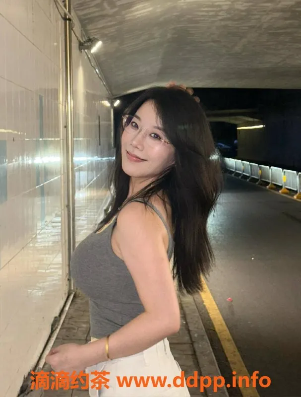 北京楼凤资源信息,丰台韩小鹿，丰满少妇泻火服务，尽享愉悦体验