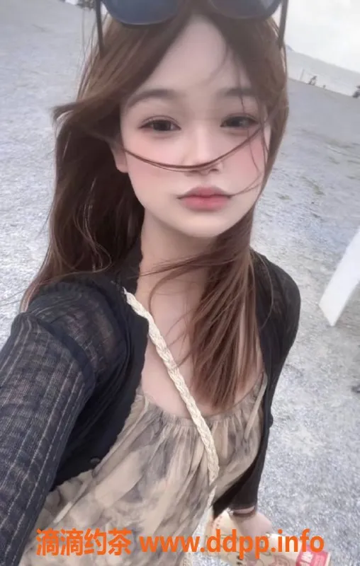 深圳楼凤-宝安方兔兔，900元私密服务，超值体验