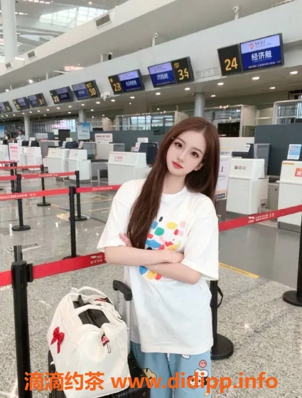 赣州楼凤-章贡雨欣，163cm白皙美女，热情好客！