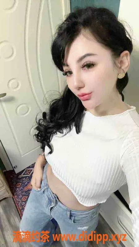 乌鲁木齐外围资源信息,乌市维吾尔族魅力小姐 168/69 3000元起