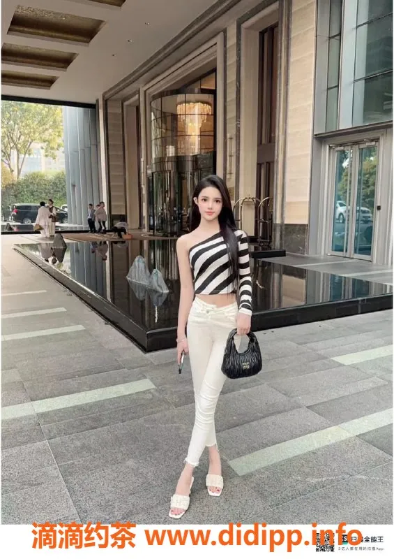 赣州楼凤-颜汐模特，169cm肤白貌美，价格700起