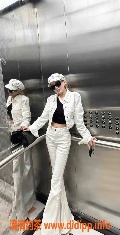 乌鲁木齐外围资源信息,乌鲁木齐维族新人 163cm C罩杯 3000元起