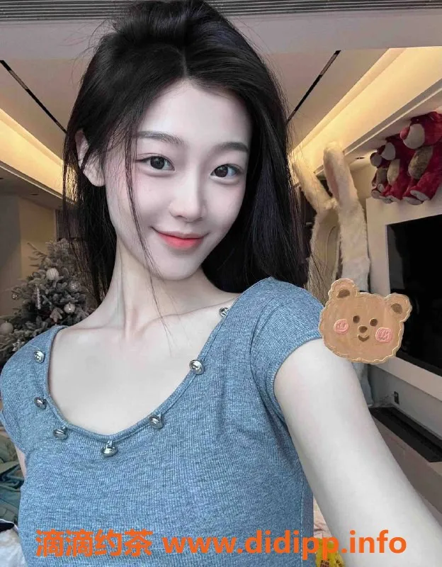 乌鲁木齐外围-乌市新欢！171高挑C罩杯甜美娃娃脸