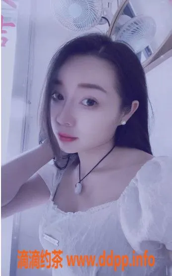 广州楼凤-广州海珠心凌，28岁，160cm，48kg，36D