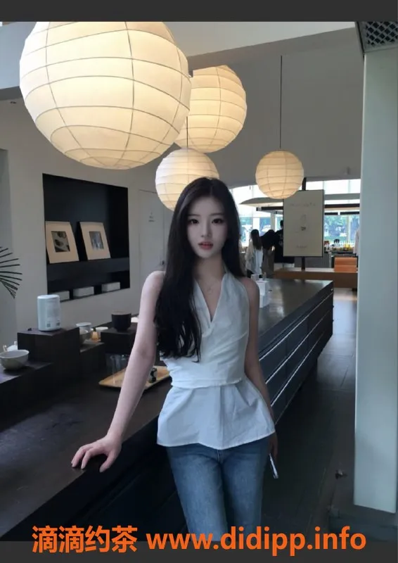 赣州楼凤-广州高颜值木木，164cm 白嫩皮肤，700元全套