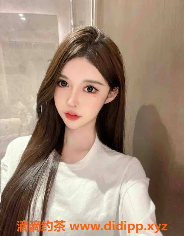 乌鲁木齐外围-乌鲁木齐170高模女神，甜蜜C臀，3000元起