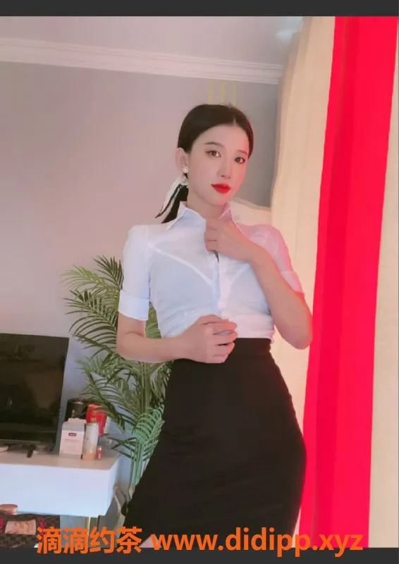 赣州楼凤-高颜值白嫩姐姐，163cm，36C，极致服务体验