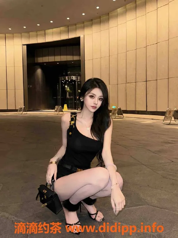 乌鲁木齐外围-乌市173高素质妹子，C罩杯可接吻，3000起