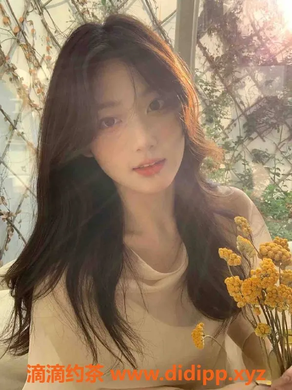 乌鲁木齐外围-乌市170cm温柔妹子，纯天然，3000元起