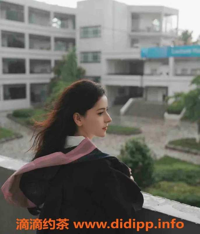 乌鲁木齐外围-乌市165维吾尔族妹子，3000元起服务