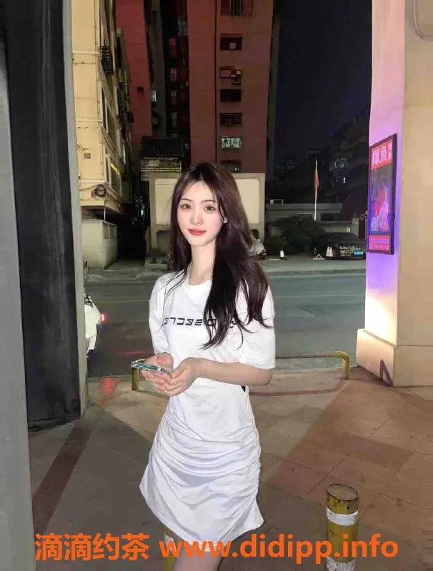 乌鲁木齐外围-乌市Cupid乌木鲁齐，170高特选美女 3000起