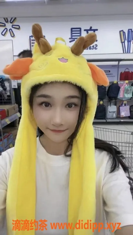 南昌楼凤资源信息,西湖区小迪，24岁身高163cm，45kg，服务超好