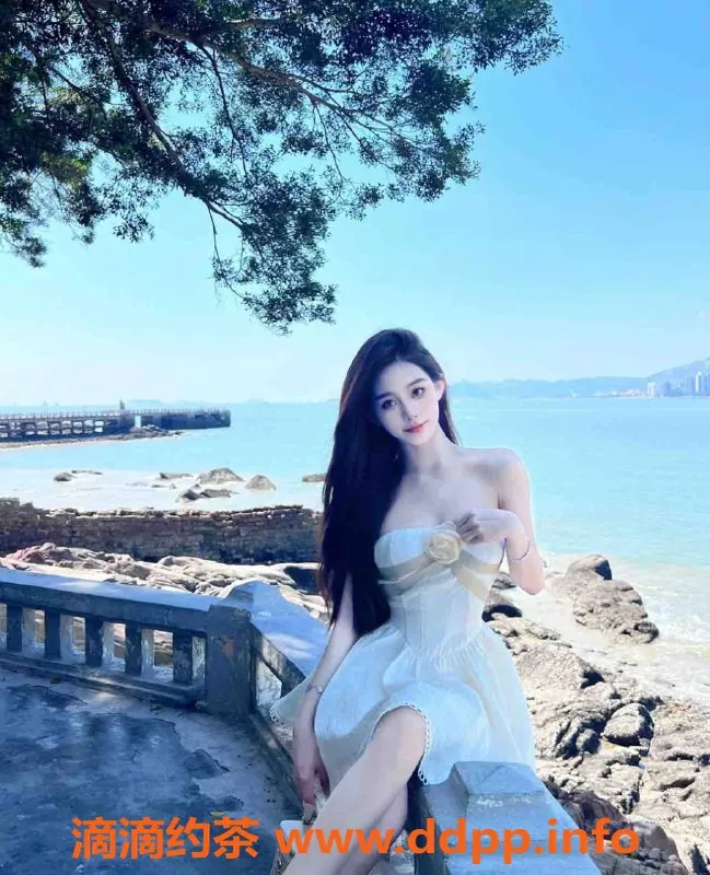 乌鲁木齐外围-乌市甜美女孩，170高D杯，3000元起