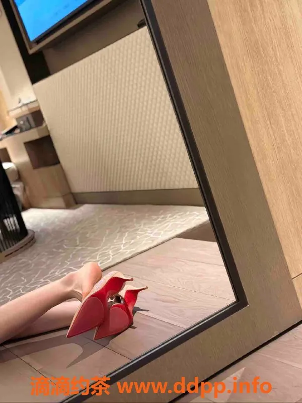 乌鲁木齐外围-乌市健身女孩，白滑肤质，3000起！