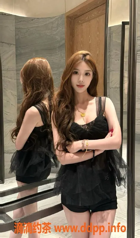 嘉兴楼凤-湖州吴兴区晶晶，175CM美腿C罩杯，92斤热情服务