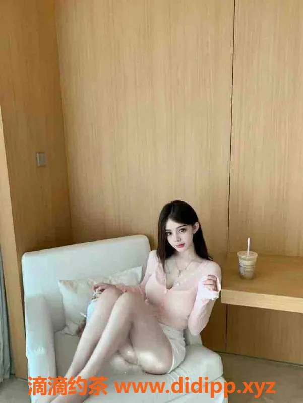 乌鲁木齐外围-乌市168D幼师，温柔乖巧，3000元起