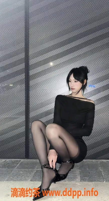 赣州楼凤资源信息,赣州章贡区19岁可爱大学生糖糖，主动调情