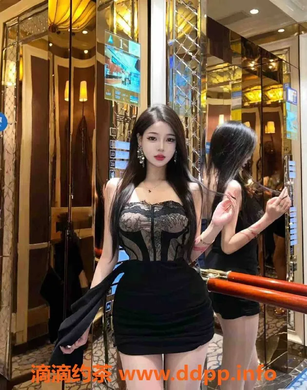 乌鲁木齐外围-乌市气质御姐，172cm，48kg，性感D罩杯！