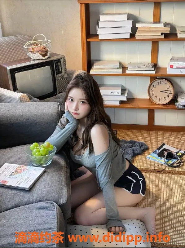 赣州楼凤-赣州章贡区可乐，身高163、体重90，服务超赞