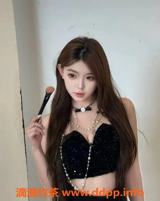 赣州楼凤-璞璞，赣州嫩模，166身高，84体重，甜美声线！