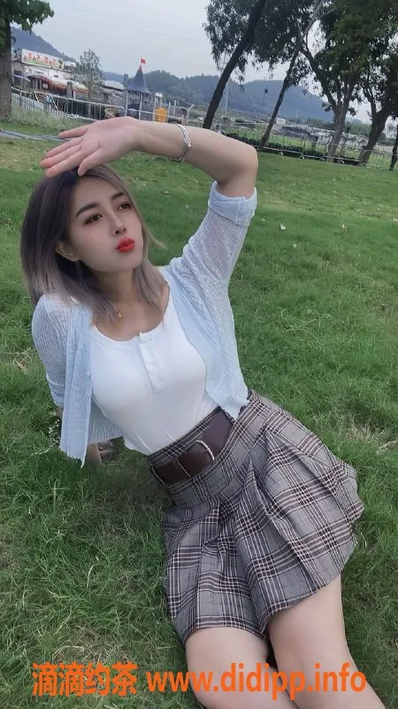 深圳楼凤-宝安樱子，性感老师，PP1000体验