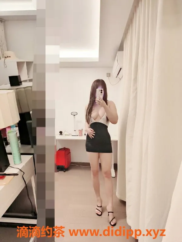 深圳楼凤-深圳小甜心，688P激情服务，制服诱惑不容错过