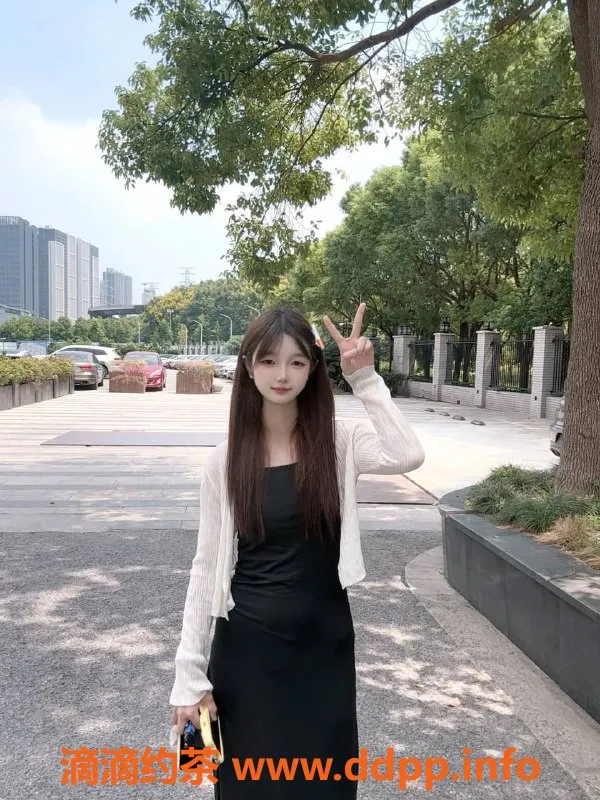 重庆楼凤-渝北猫猫19岁166cm诱惑，92斤三件套服务