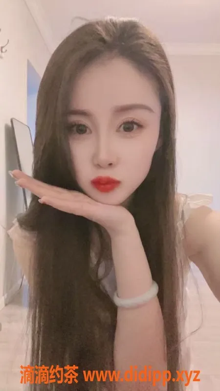 南昌楼凤-新建御姐清清，28岁，175cm、53kg，水费600p