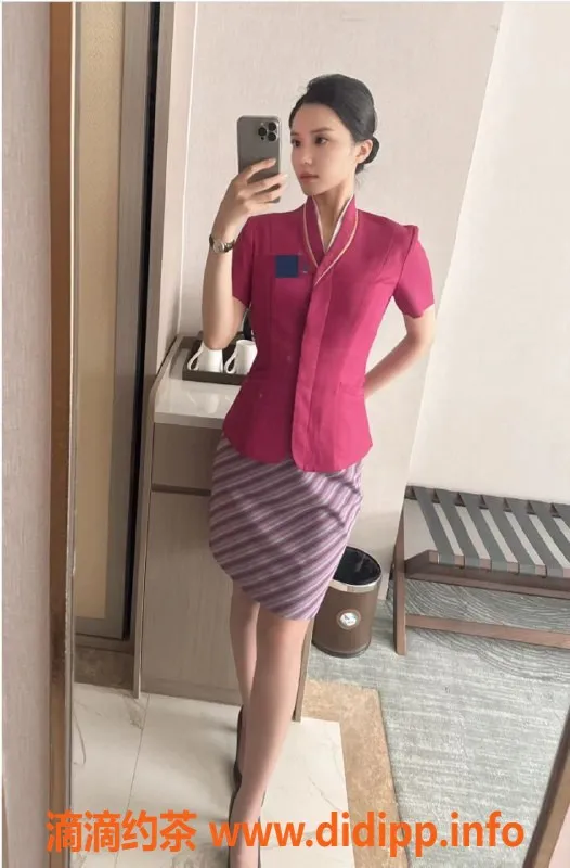 重庆楼凤-渝北清清，22岁170身高，C罩杯全套服务