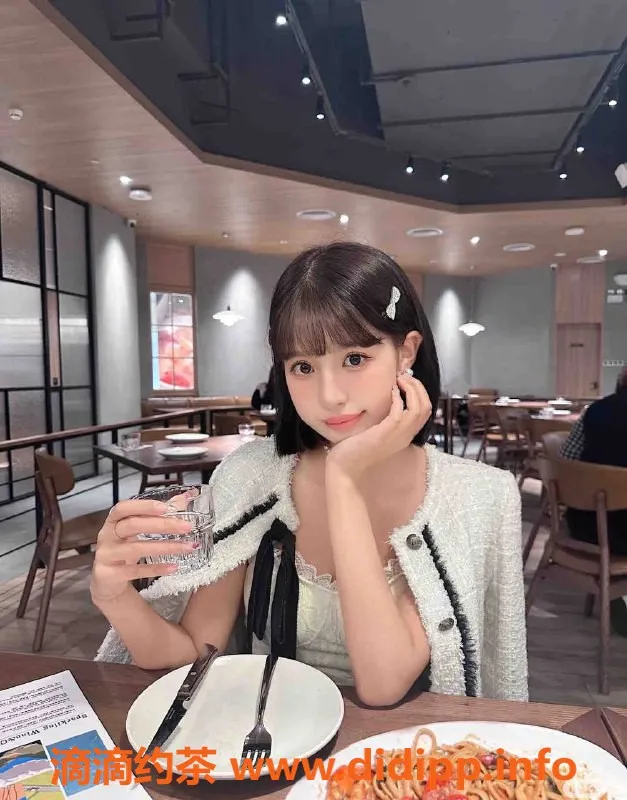 乌鲁木齐外围-乌鲁木齐猫系女友，176高D围，3000起