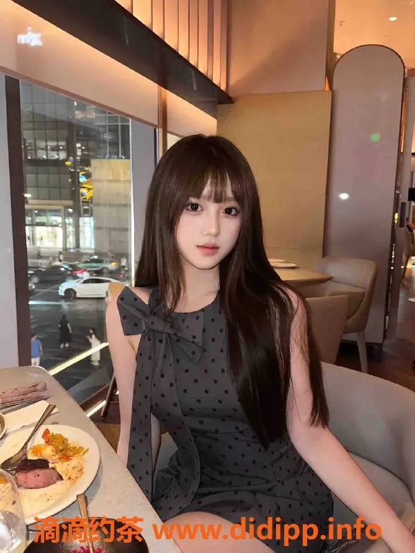 乌鲁木齐外围-乌市美女真白🐯，170高、天然优质，3000/P