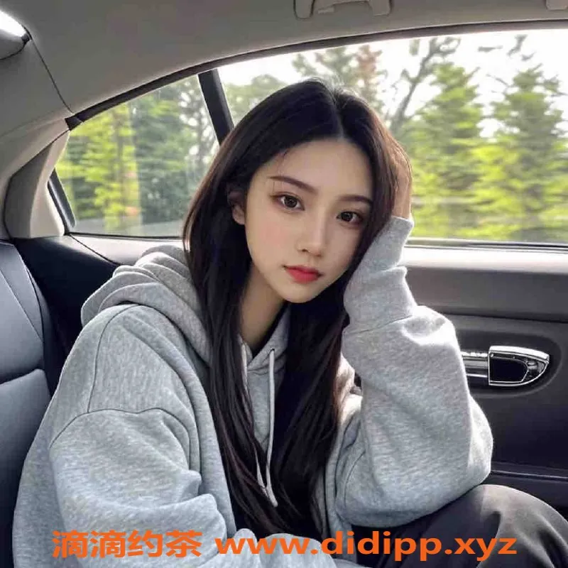 乌鲁木齐外围-乌市模特松果身材，柔韧性超好，3000起！