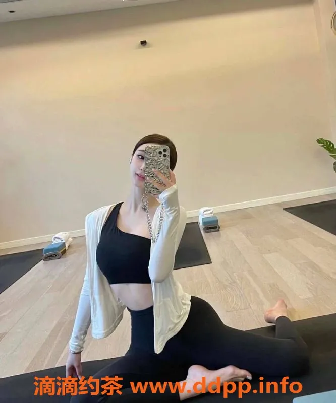 乌鲁木齐外围-乌鲁木齐 170雪白美眉D罩杯 3000元起