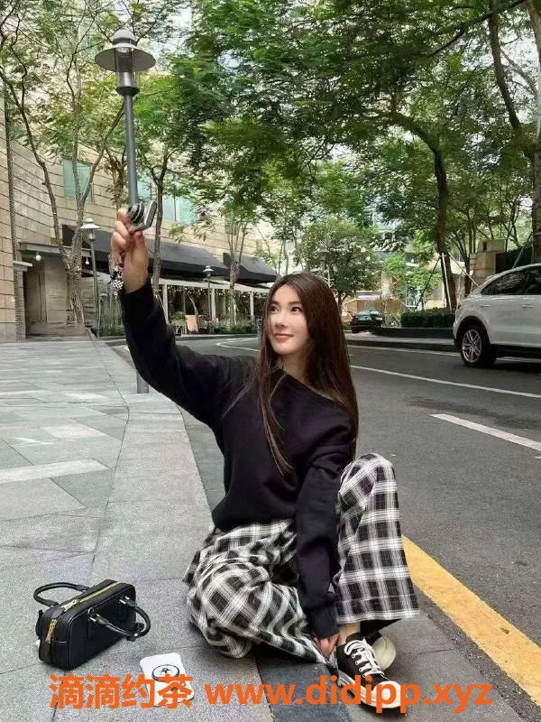 乌鲁木齐外围-乌市96年模特 完美御姐175/ D蜜桃臀