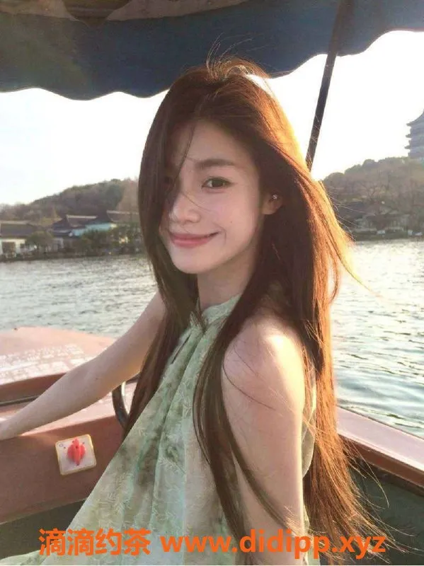 乌鲁木齐外围-乌市05后175CM大圈妹子，3000起可约