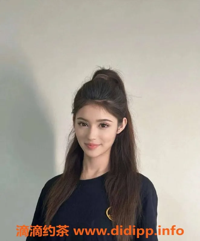 乌鲁木齐外围-乌市166cm维族妹子，价格3000起，B罩杯