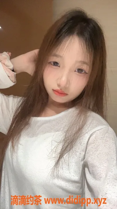 深圳楼凤-龙岗坂田的小鱼，800p超值体验