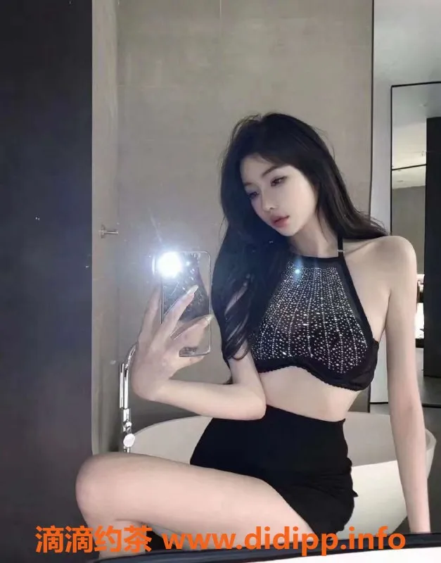 乌鲁木齐楼凤-乌鲁木齐170D极品精致女孩，性感长腿陪伴你