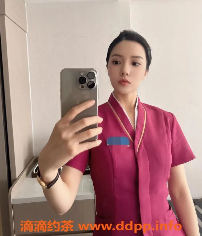 重庆楼凤-渝北空姐，170高挑C罩杯诱惑