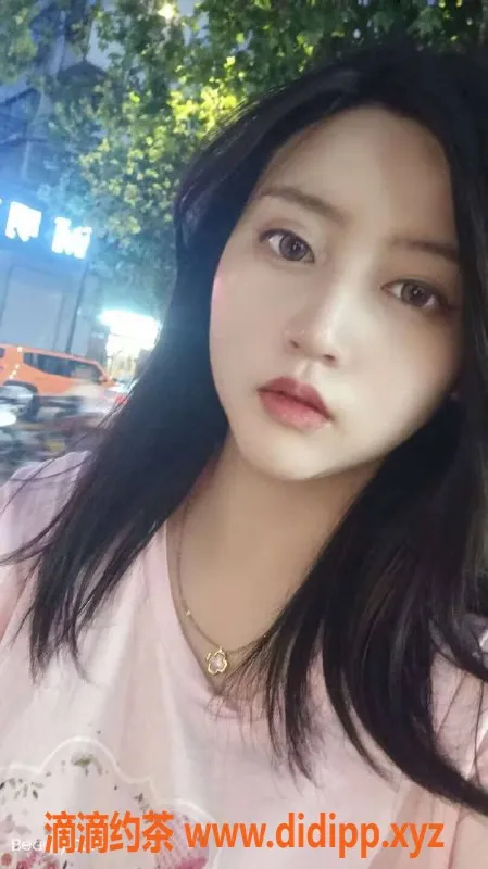 乌鲁木齐外围-乌市甜美高素质外围妹子，165cm，45斤