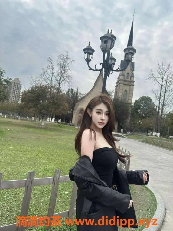 乌鲁木齐外围-乌市172D极品御姐，雪白肌肤69💋 售价3000起