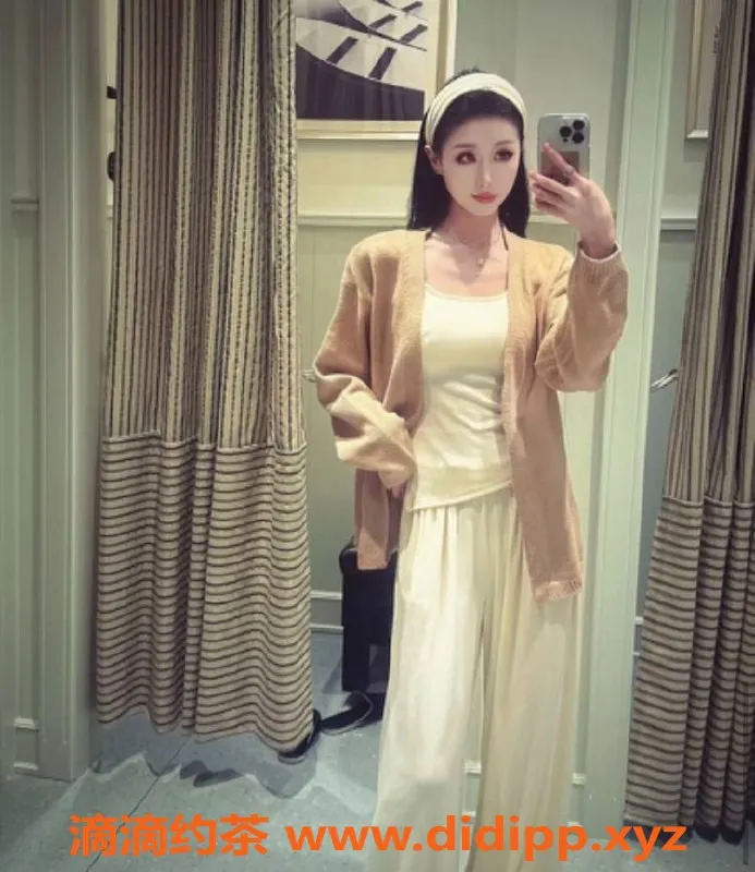 烟台楼凤-威海丰禾维也纳学妹七七 颜值高起步价12