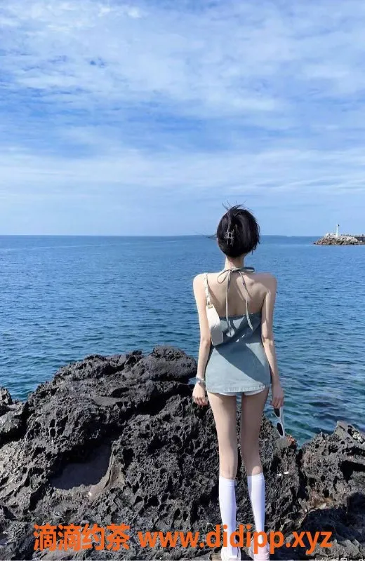 乌鲁木齐外围-乌市极品小纯，清纯美少女，172cm 92斤 3000/P