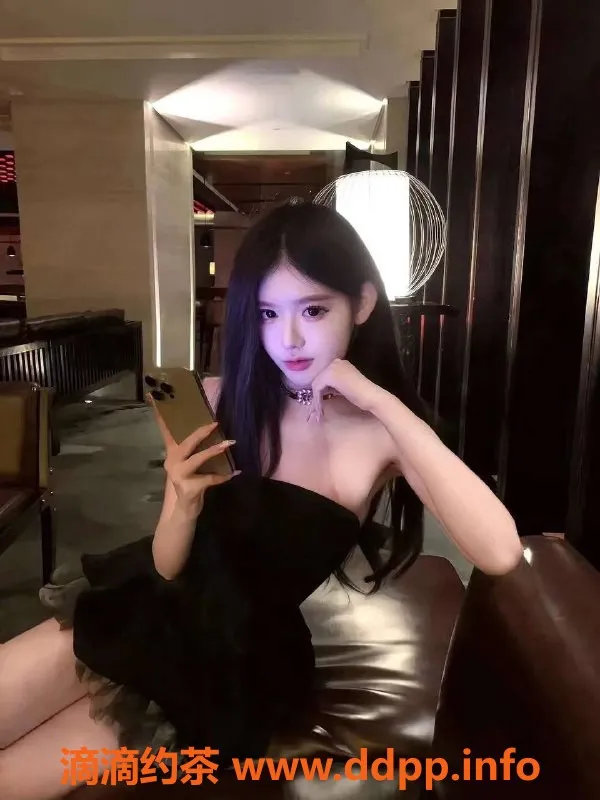 乌鲁木齐外围-乌市新晋圈外妹子，172cm, 48kg，温柔体贴