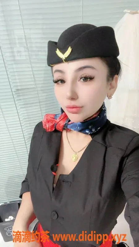 乌鲁木齐外围-乌市25岁高挑妹子，价格3000/P，接伴游服务