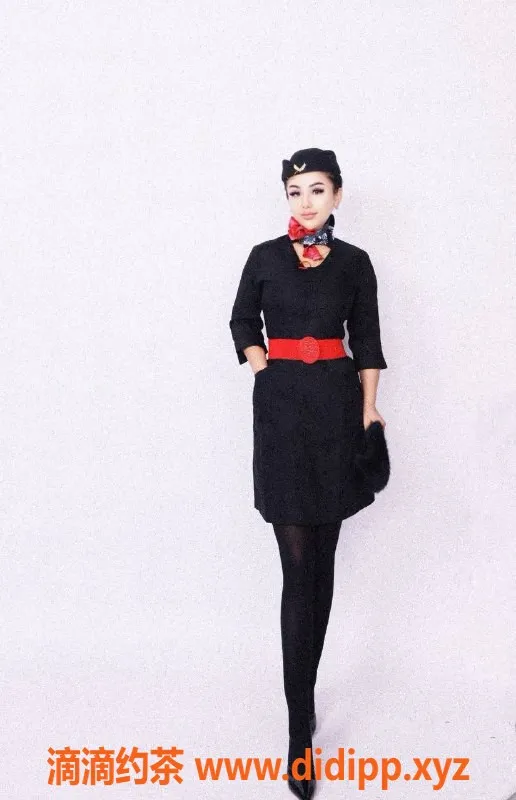 乌鲁木齐外围资源信息,乌市25岁高挑妹子，价格3000/P，接伴游服务