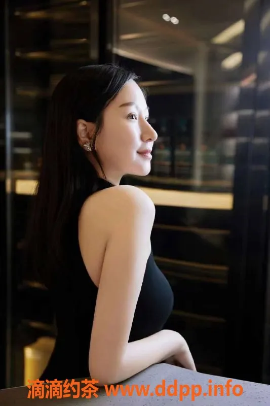 乌鲁木齐外围-乌市172cm纯欲天花板，D罩杯温柔妹子